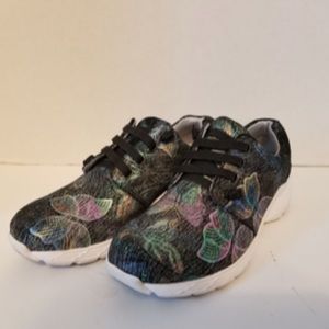 Nurse Mates Align Shoe 8.5